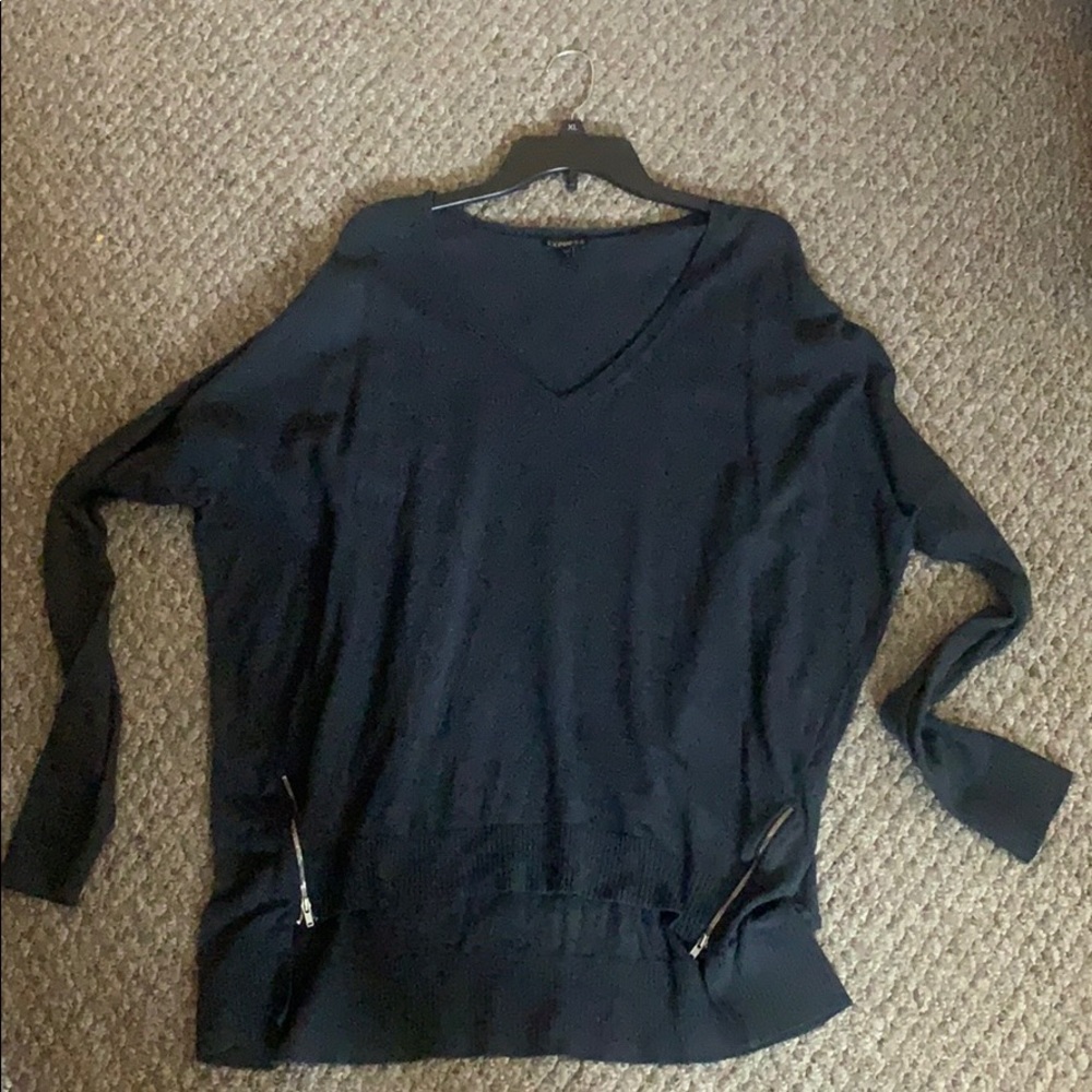 Long sleeved women’s large gray express shirt